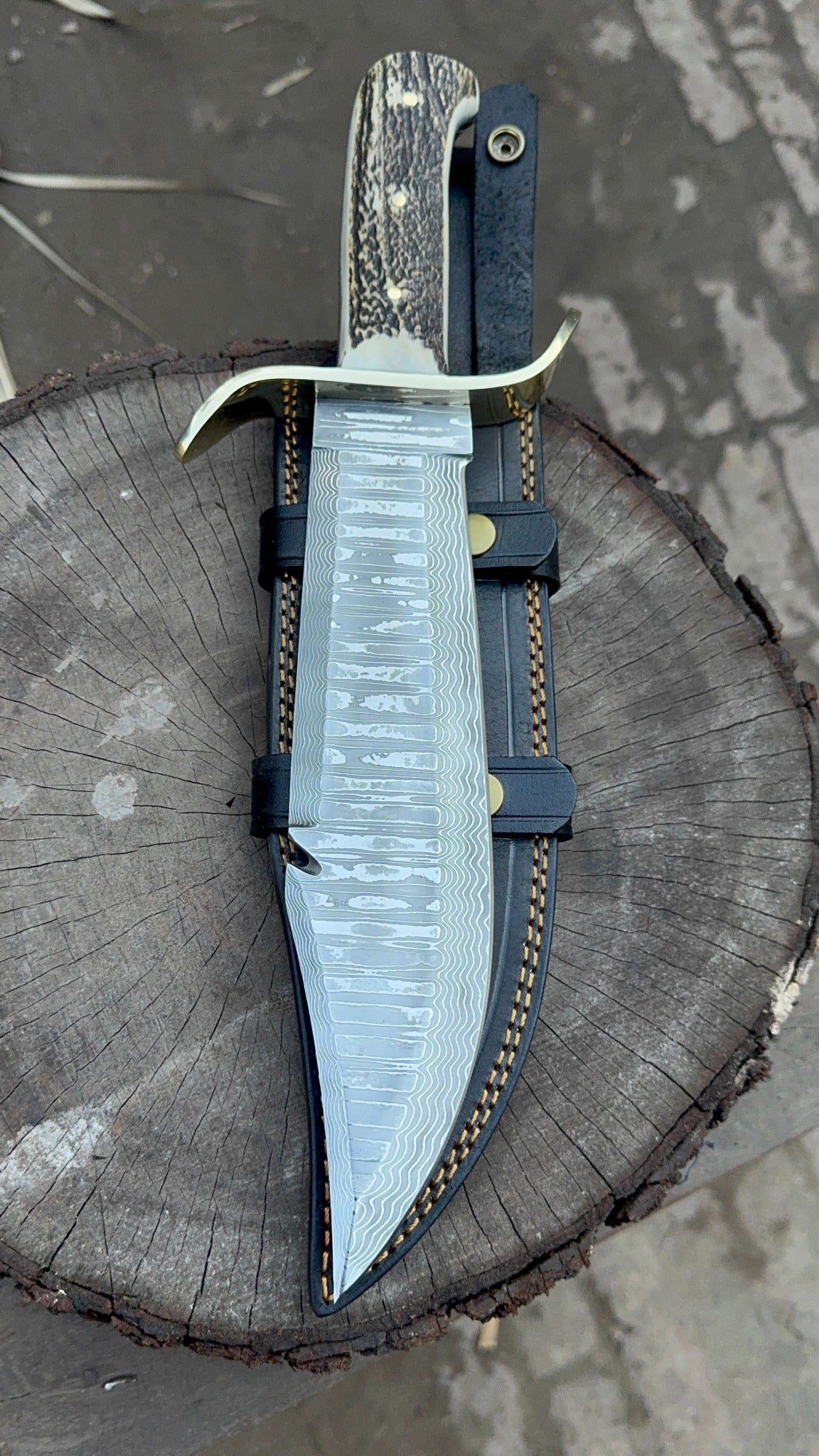 Custom Stainless Damascus Bowie Knife – Handmade Engraved Hunting Blade | Personalized Gift for Him, Outdoor Survival & Collectible Knife