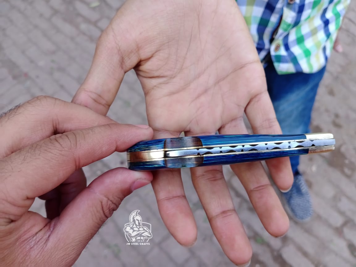 Pocket Knife with Color Wood Handle.