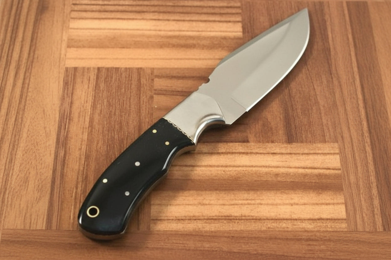 Full tang construction makes for a very solid and well balanced knife