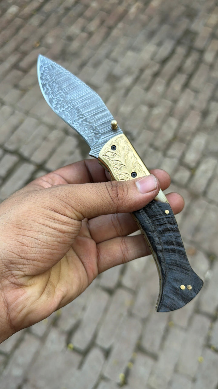 Folding knife