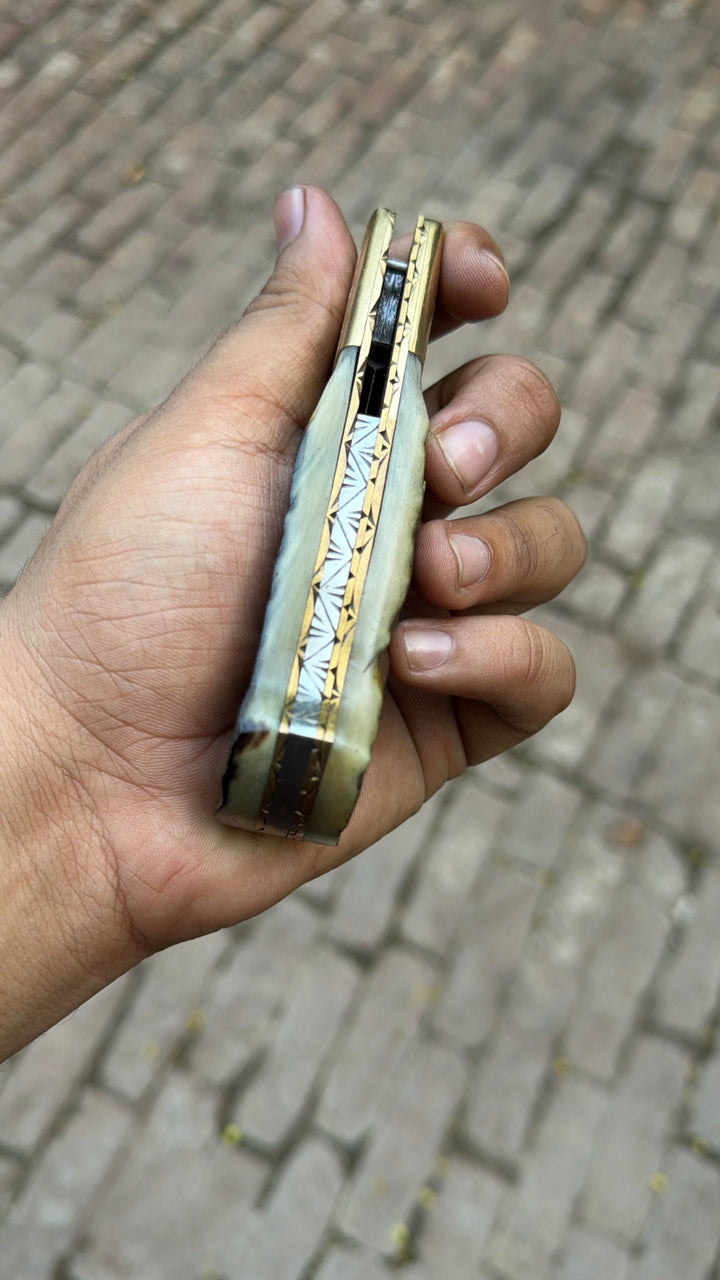 Folding knife