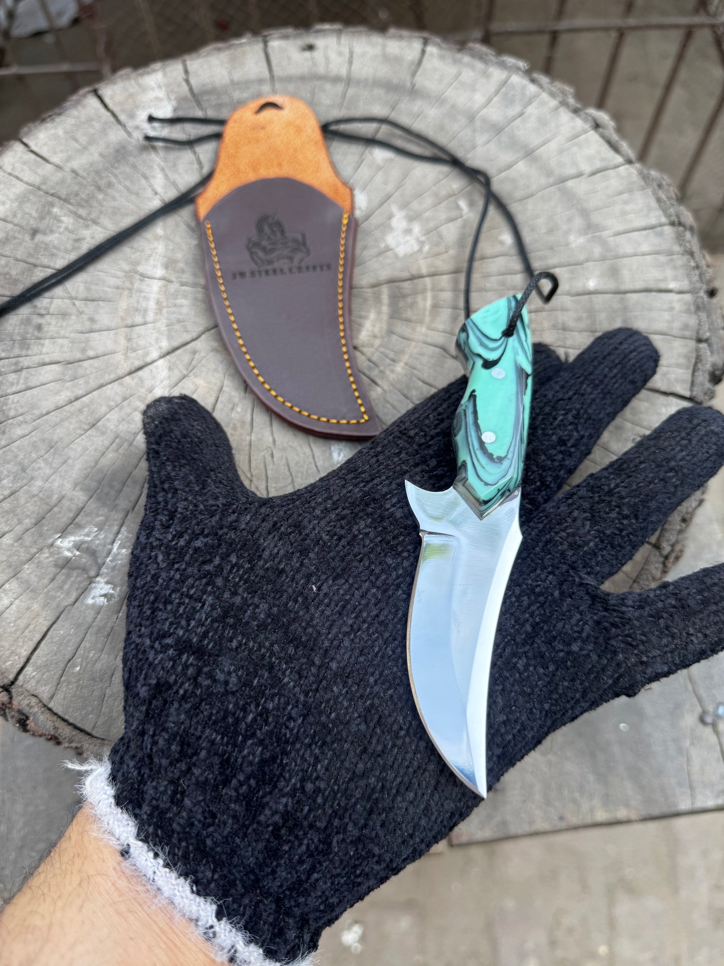 Neck Knife with Leather Sheath – Mini Damascus Pattern Blade | Green Resin Handle | JW SteelCrafts