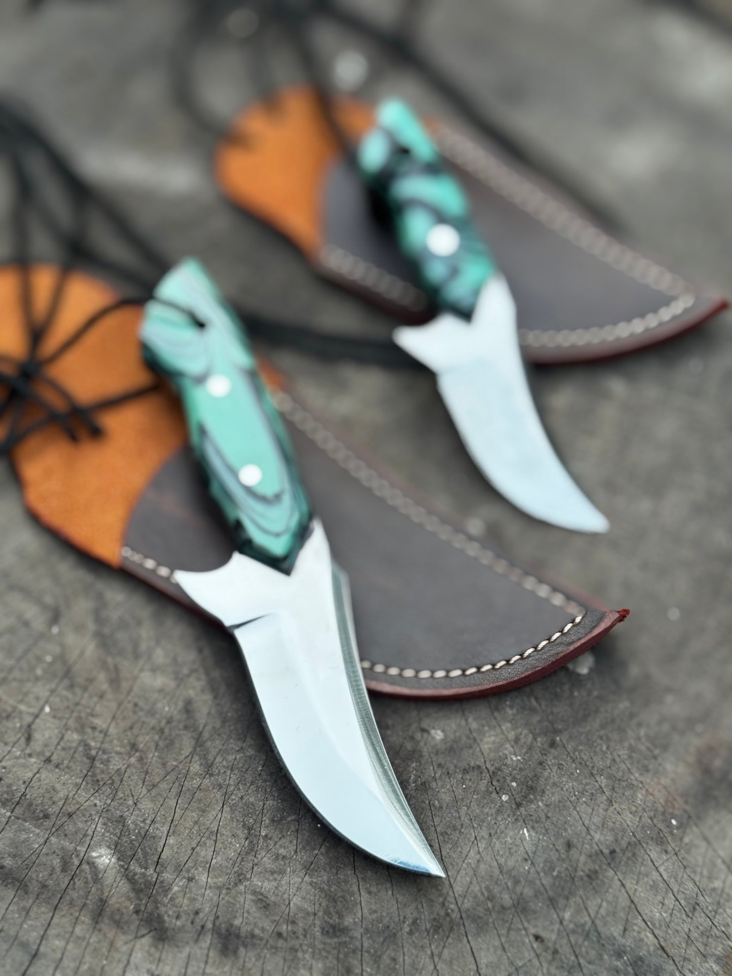 Neck Knife with Leather Sheath – Mini Damascus Pattern Blade | Green Resin Handle | JW SteelCrafts