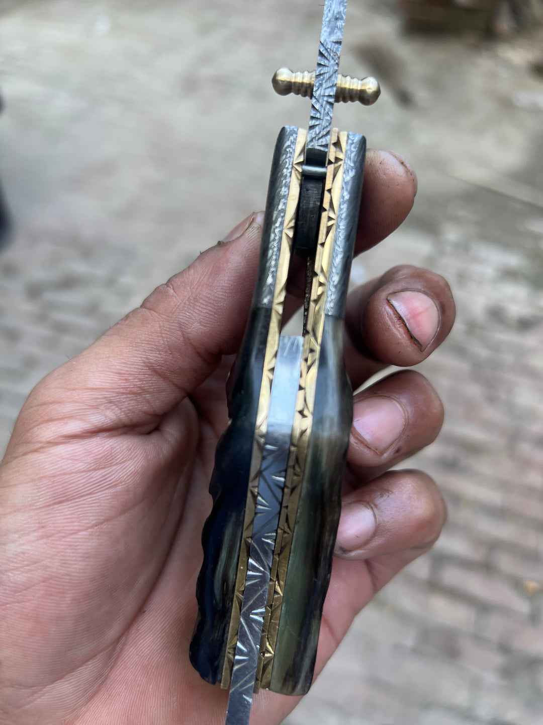 Grithorn Damascus Folder 7" Handmade Horn Handle Lock Back Mechanism
