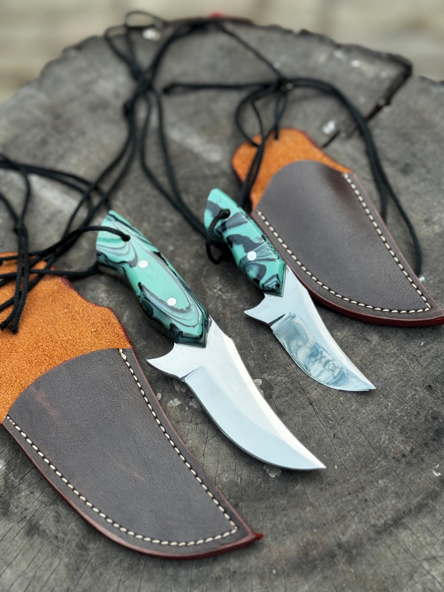 Neck Knife with Leather Sheath – Mini Damascus Pattern Blade | Green Resin Handle | JW SteelCrafts