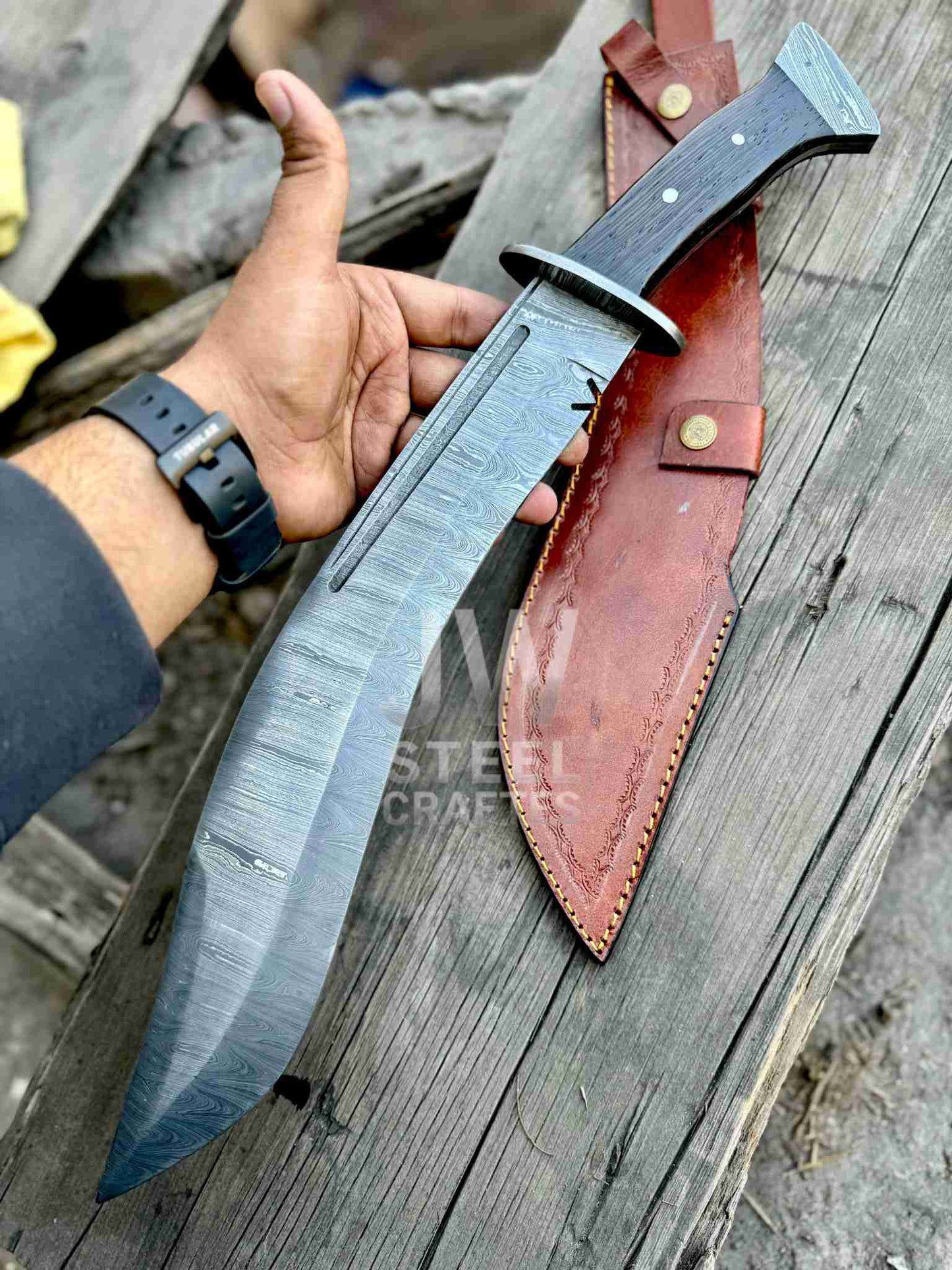 Handmade Damascus Steel Bowie Hunting Knife – Custom Forged Blade with Micarta Handle