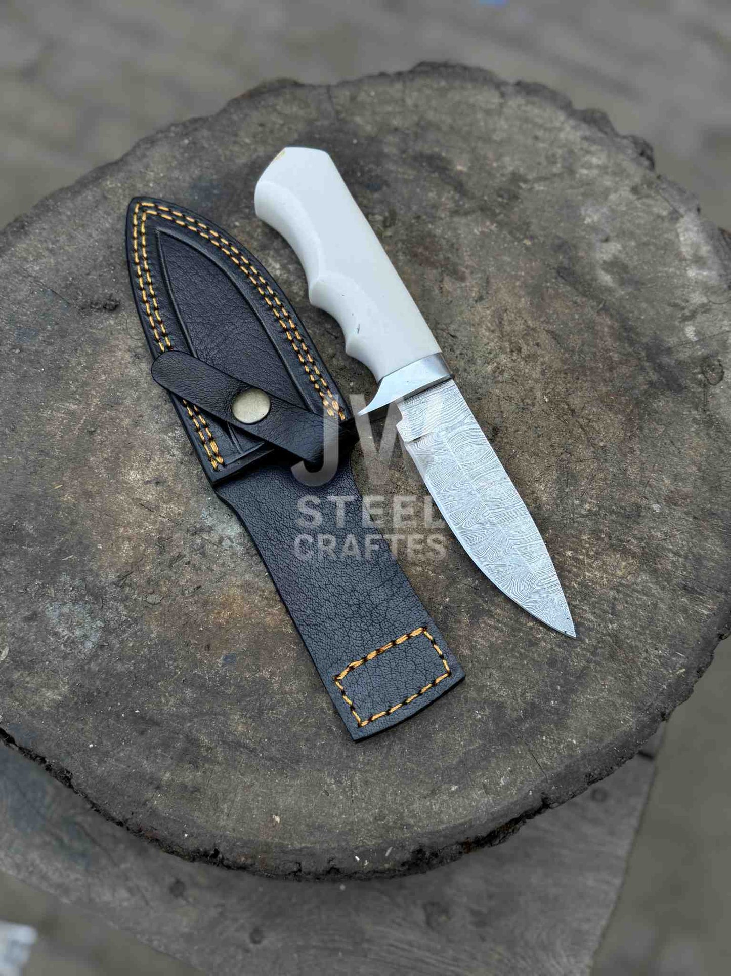 Handmade Damascus Hunting Knife with Handle Variations & Leather Sheath