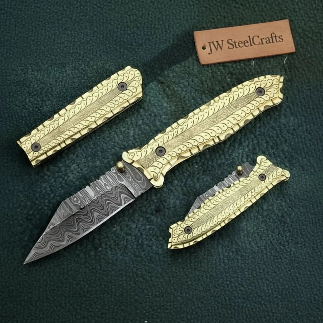 Handmade Damascus Steel Folding Knife with Olive Wood Handle – Brass Liner Pocket Knife