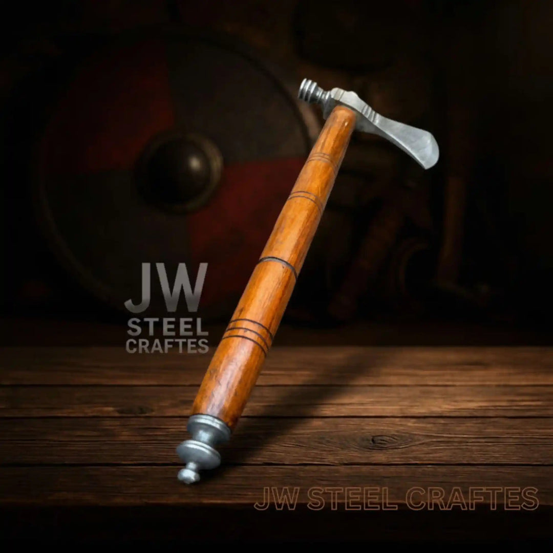 Xenial Damascus forged war hatchet with premium patterned steel blade and handcrafted wooden grip.