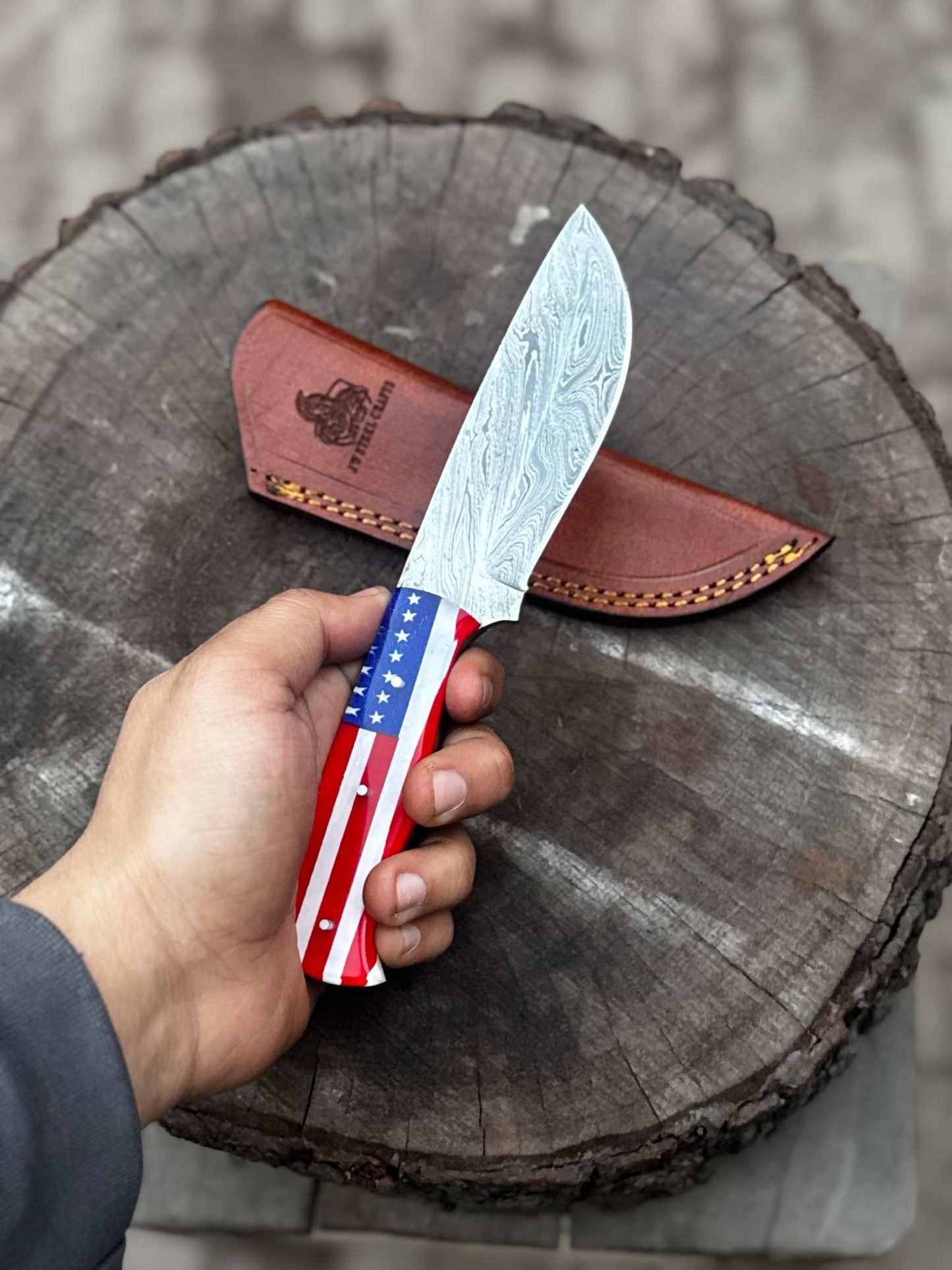 Custom American Flag Handle Damascus Skinner Knife – Handmade Hunting & EDC Knife, Personalized Gift for Him, Anniversary & Groomsmen Gift