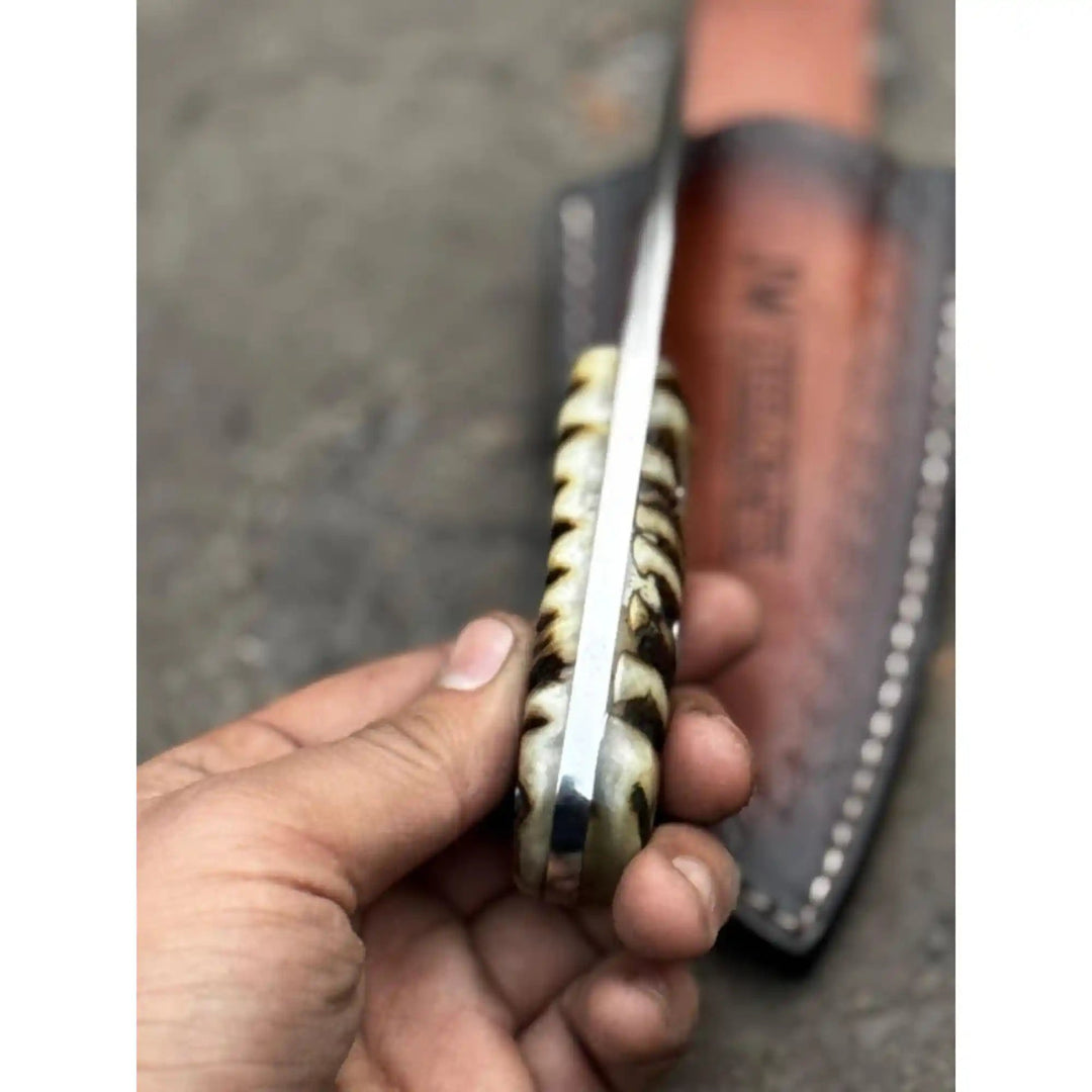 Compact Outdoor Knife – Stainless Steel Blade | Ram Horn or Wengi Wood Handle | JW SteelCrafts handmade Skinner Knife by JW SteelCrafts