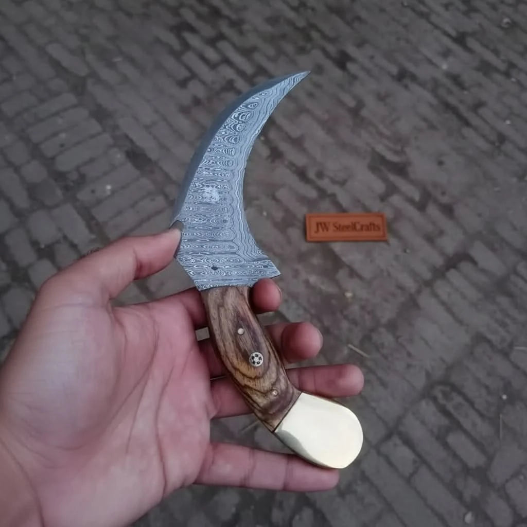 Damascus karambit knife.. handmade karambit knife by JW SteelCrafts