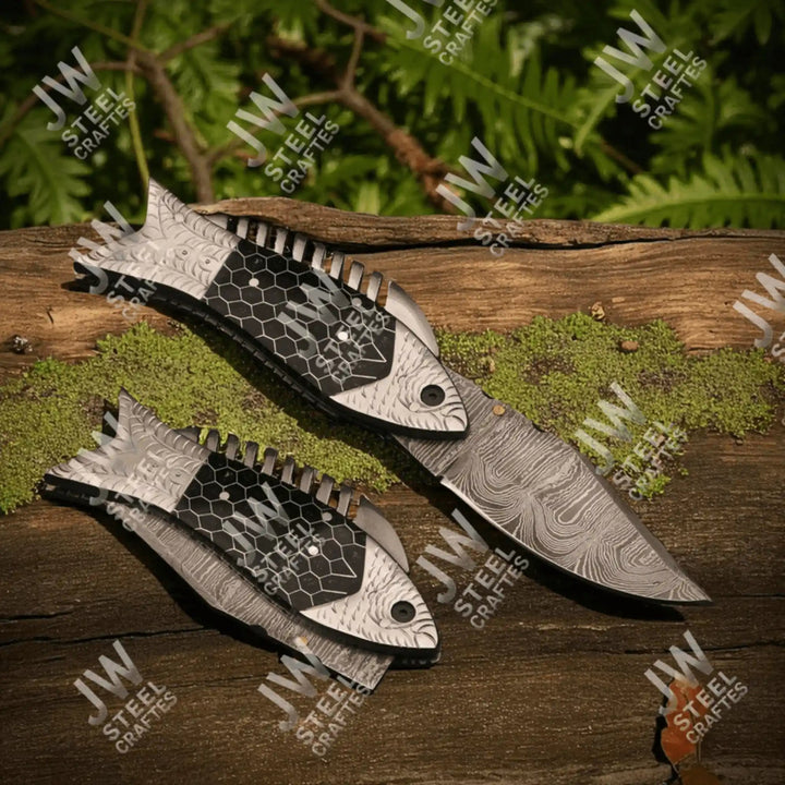 Handmade Damascus Steel Folding Knife – Black Honeycomb Handle, Engraved Bolster handmade Liner Lock Folder by JW SteelCrafts