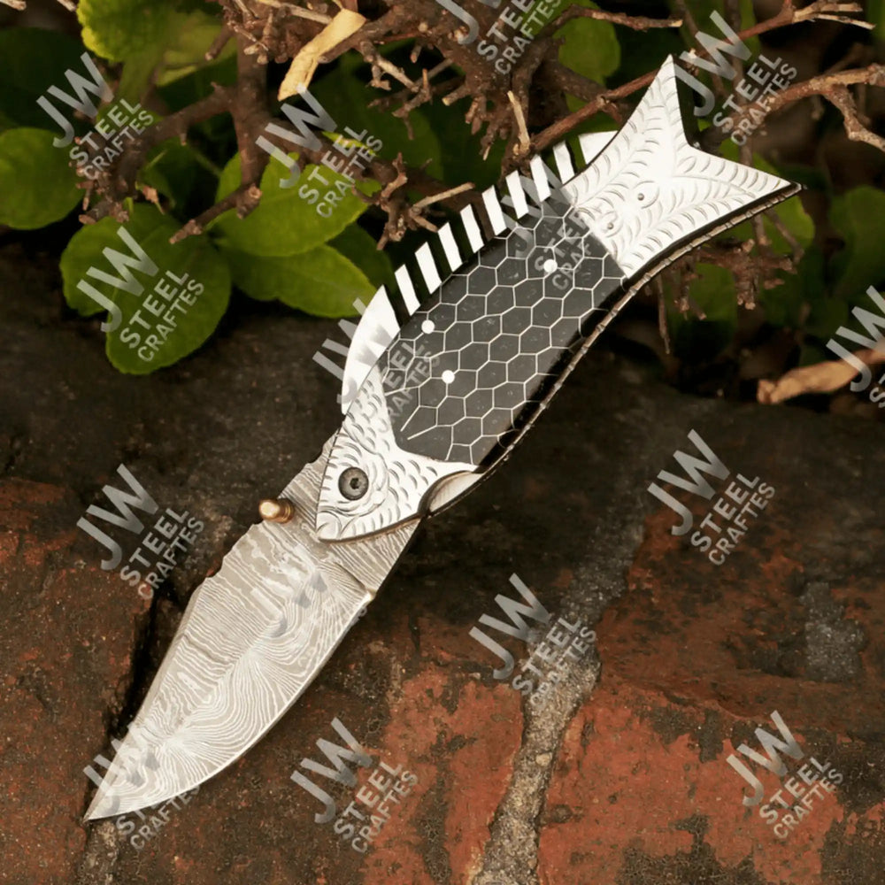 Handmade Damascus Steel Folding Knife – Black Honeycomb Handle, Engraved Bolster handmade Liner Lock Folder by JW SteelCrafts