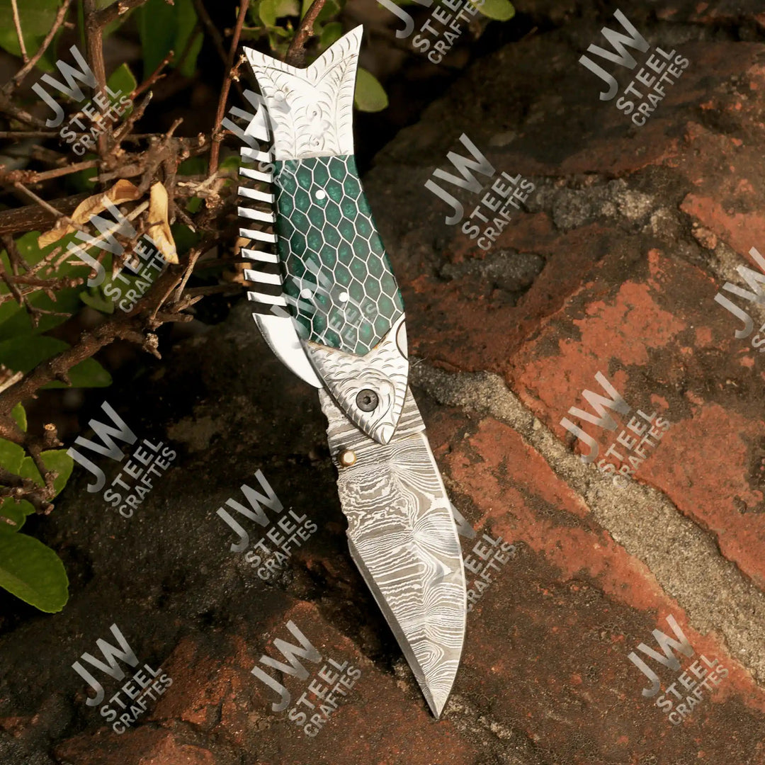 Handmade Damascus Steel Folding Knife – Green Honeycomb Handle handmade Liner Lock Folder by JW SteelCrafts
