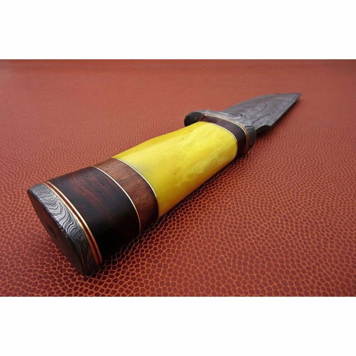 Handmade Hunter Clip Point Bowie Knife Damascus Steel Yellow Handle JW SteelCrafts handmade Clip Point Bowie Knives by JW SteelCrafts