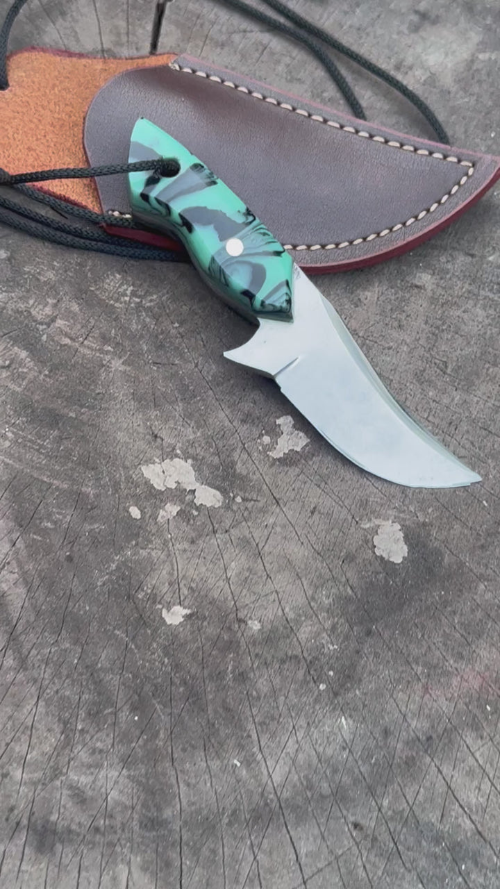 Neck Knife with Leather Sheath – Mini Damascus Pattern Blade | Green Resin Handle | JW SteelCrafts