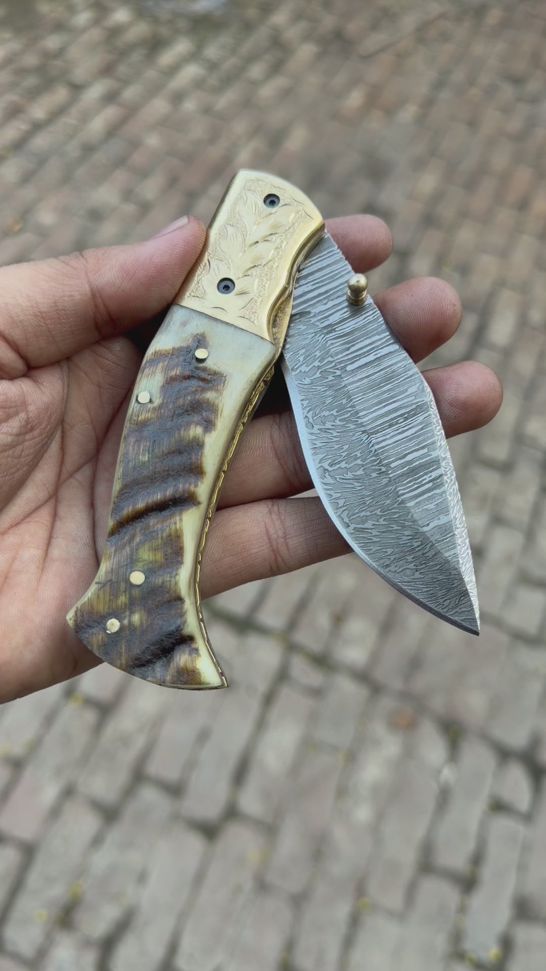 Folding knife