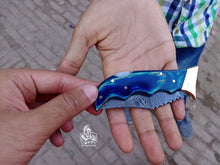 Load image into Gallery viewer, Pocket Knife with Color Wood Handle.