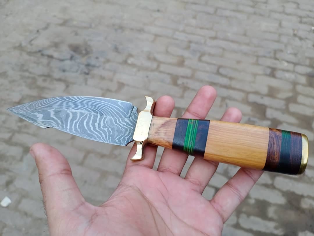 Customized Handmade Hunting Gut hook skinner knife
