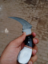 Load image into Gallery viewer, Karambit Knife with Black horn and Stainless steel handle.
