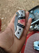Load image into Gallery viewer, Customizable Handmade Folding knife Pattern welded Blade