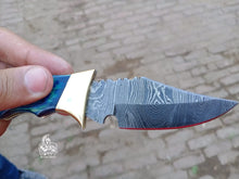 Load image into Gallery viewer, Pocket Knife with Color Wood Handle.