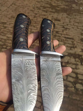 Load image into Gallery viewer, Customized   feather pattern welded Skinner knives