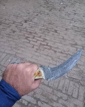 Load image into Gallery viewer, Handmade Custom Damascus Karambit Knife.