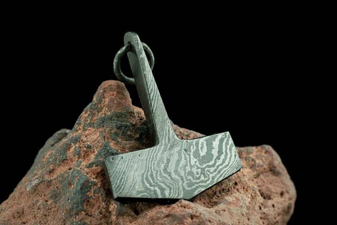 DE - 0015 Custom Handmade Damascus steel Viking pendant /Thor Hammer Pendant/Jewellery handmade by JW SteelCrafts