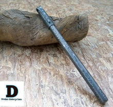 Load image into Gallery viewer, Damascus Knife Handmade - 06&#39;&#39; Damascus steel Ball point DE-0084