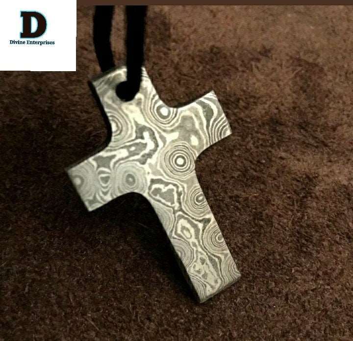 Custom Handmade Damascus steel Viking pendant /Thor Hammer Pendant DE-0013