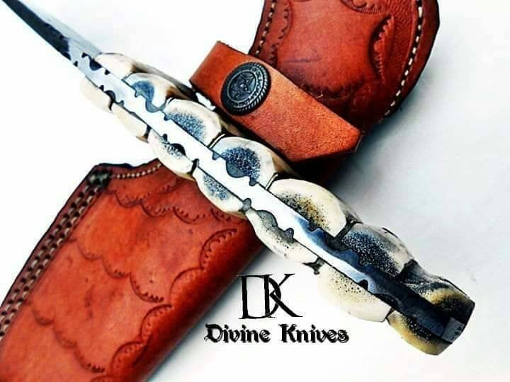 Custom Handmade Damascus steel Hunting Knife / Skinning Knife With Amazing Stag Horn Handle and Leather Sheathp DK-0106