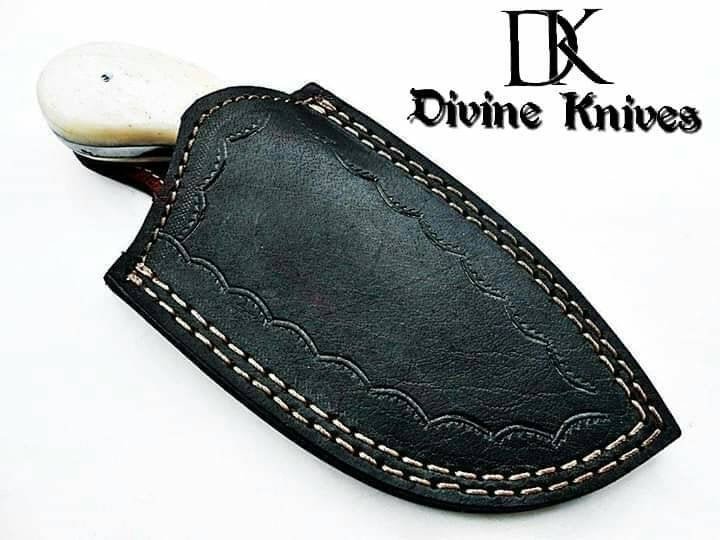 Custom Made Damascus Steel Hunting Knife / Skinning Knife Gut Hook DK-0101