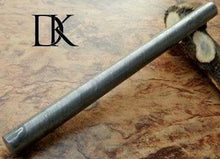 Load image into Gallery viewer, Damascus Steel Round Billet Rod For  Guard , Rings And Jewelery Making/ Raw Materials for Jewelery DK-0126