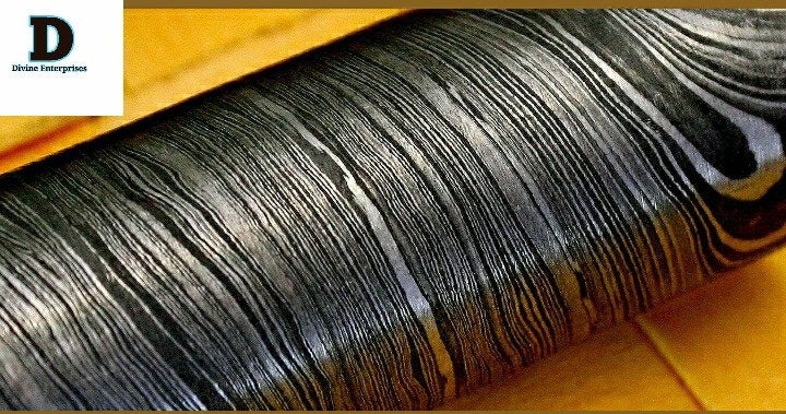 Twisted damascus steel, round billet bar for guard and ring and jewellery making DE-0018