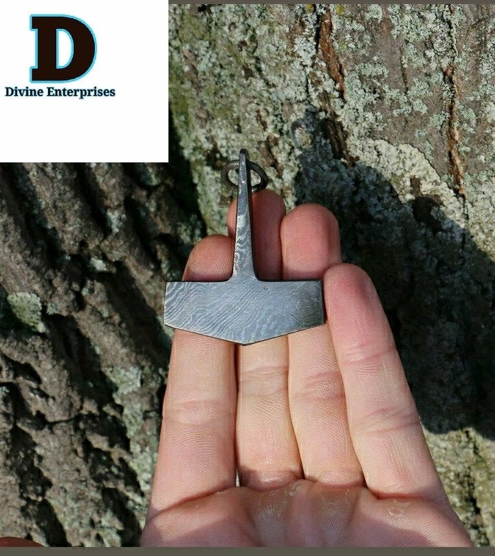 DE-0015 Custom Handmade Damascus steel Viking pendant /Thor Hammer Pendant/Jewellery