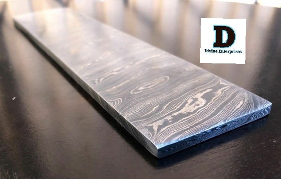 Custom made twist Damascus billet bar knife making/Perfect Gift DE-0063