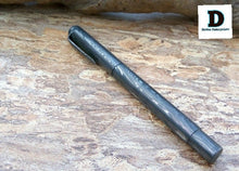 Load image into Gallery viewer, Damascus Knife Handmade - 05&#39;&#39; Damascus steel pen Parker ink filler DE-0081
